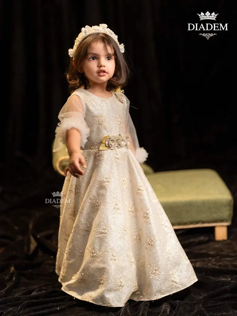 Silver Glitter Net Gown With Thread Work Embroidery And 3D Flowers 1