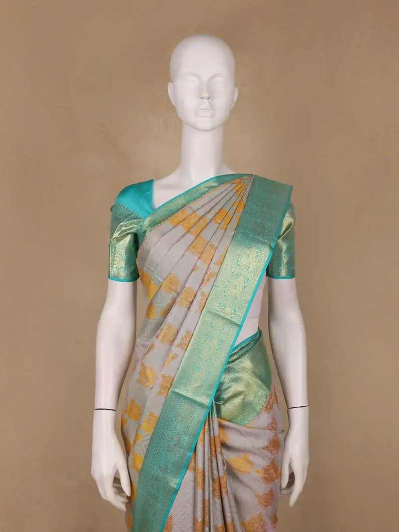 Silver Grey Floral Woven Pure Kanchipuram Silk Saree 2