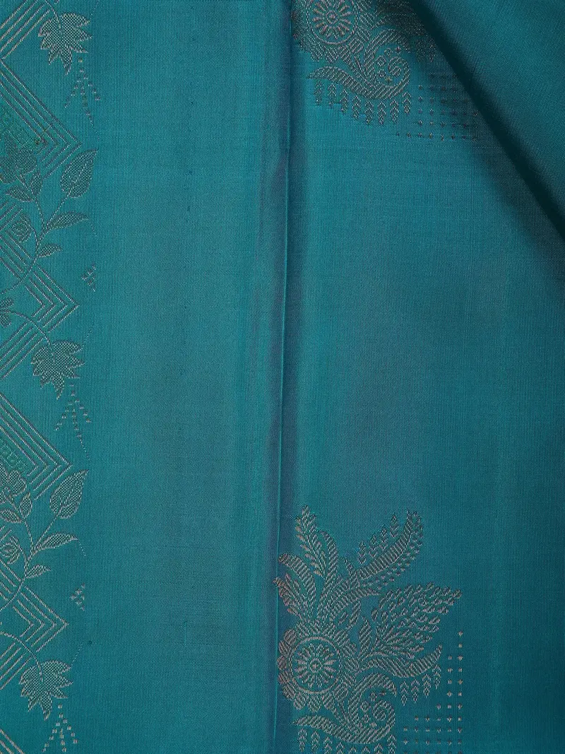 Sky Blue Floral Woven Pure Kanchipuram Silk Saree 2