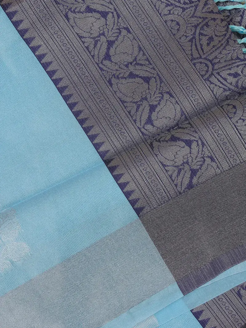 Sky Blue Geometric Diamond Designed Silk Saree 2