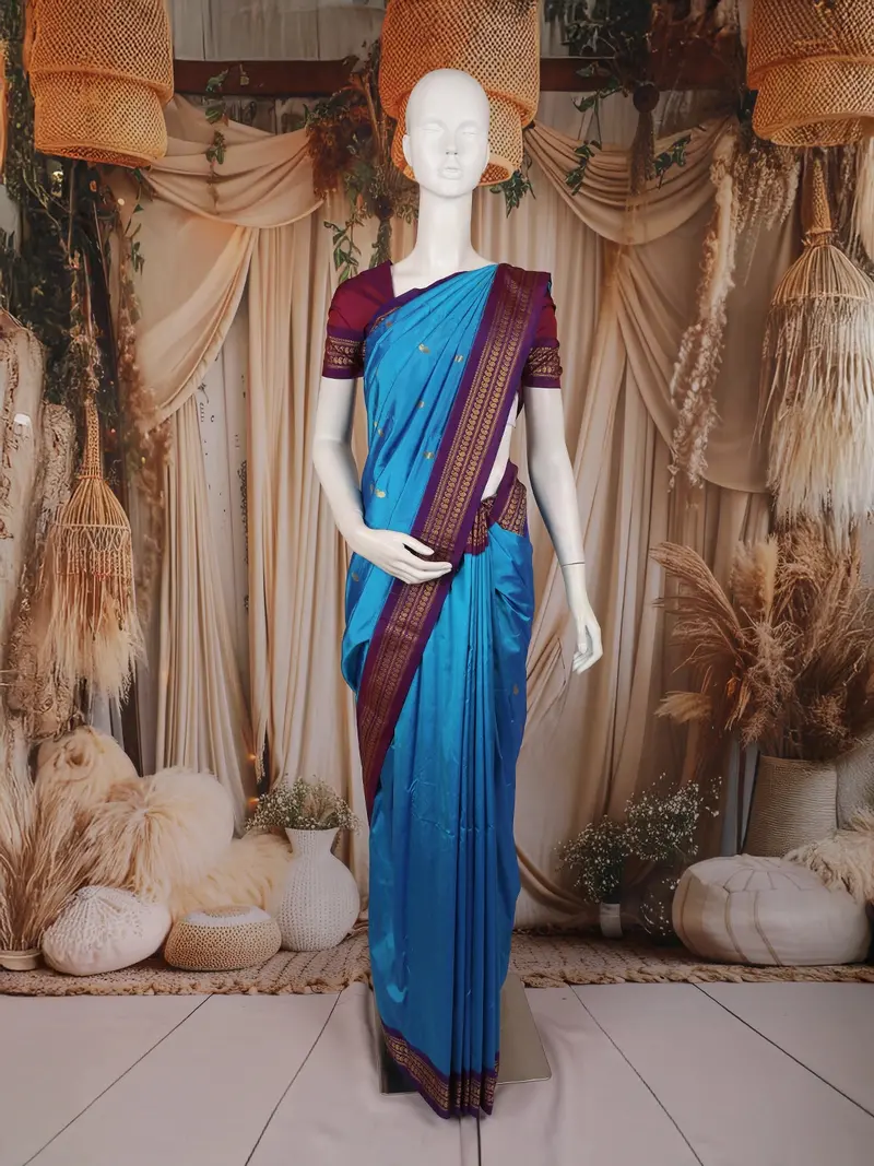 Sky Blue Paisley Butta Woven Design Kanchipuram Silk Saree With Contrast Border 1
