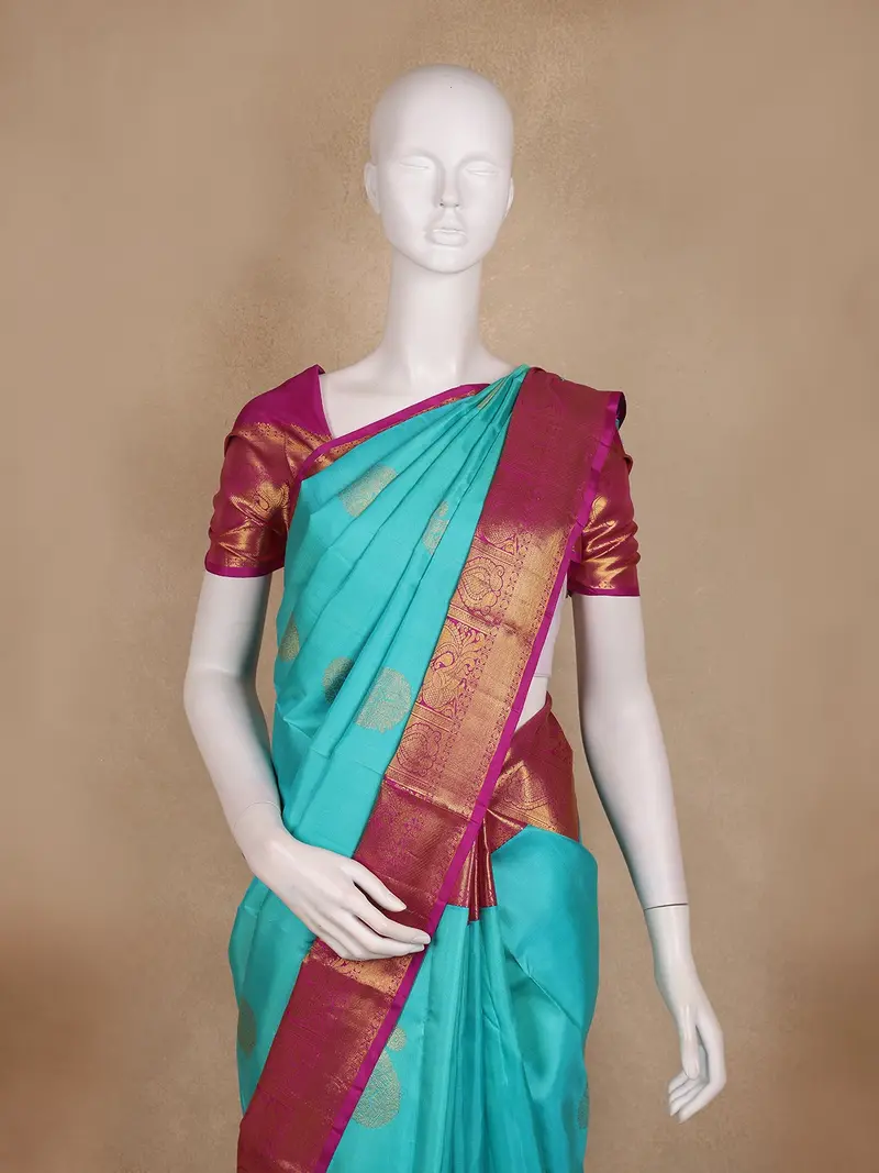 Sky Blue Paisley Butta Woven Kanchipuram Silk Saree 2