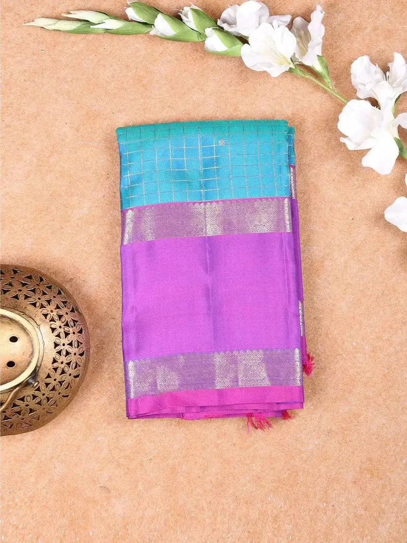 Sky Blue Pure Kanchipuram Bridal Silk Saree With Checked Design On The Body With Contrast Border 1