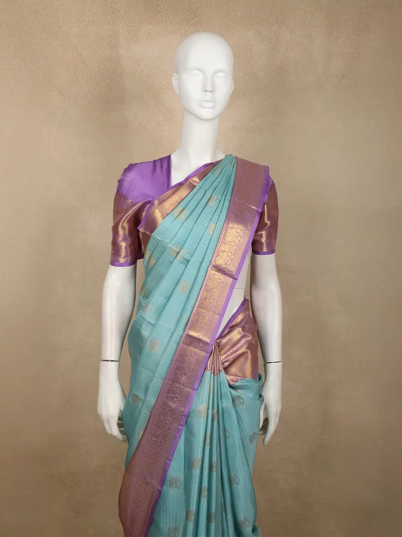 Soft Aqua Blue Stripes And Elephant Butta Zari Woven Design Pure Kanchipuram Silk Saree With Contrast Border 2