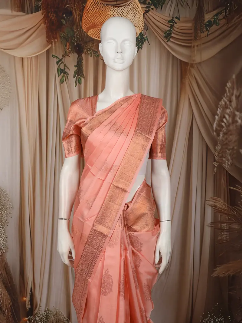 Soft Peach Butta Zari Woven Design Pure Kanchipuram Silk Saree With Zari Border 2