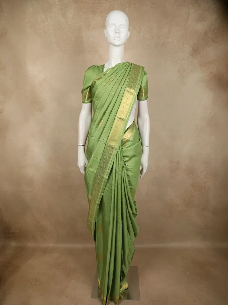Soft Pistachio Pastel Green Mini Checked And Paisley Butta Zari Woven Design Pure Kanchipuram Silk Saree With Zari Border 1