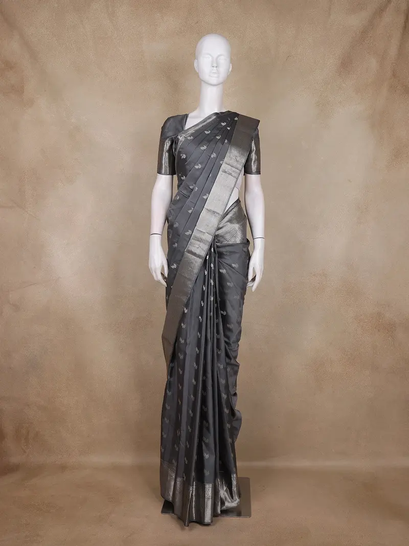 Steel Grey Leaf Motif Woven Kanchipuram Silk Saree 1
