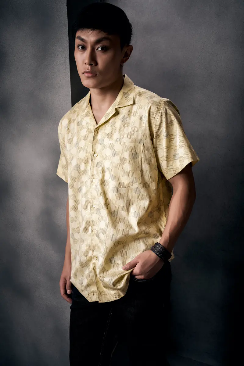 Swizzle Yellow Beehive Printed Subtle Sheen Super Soft Premium Cotton Shirt 2