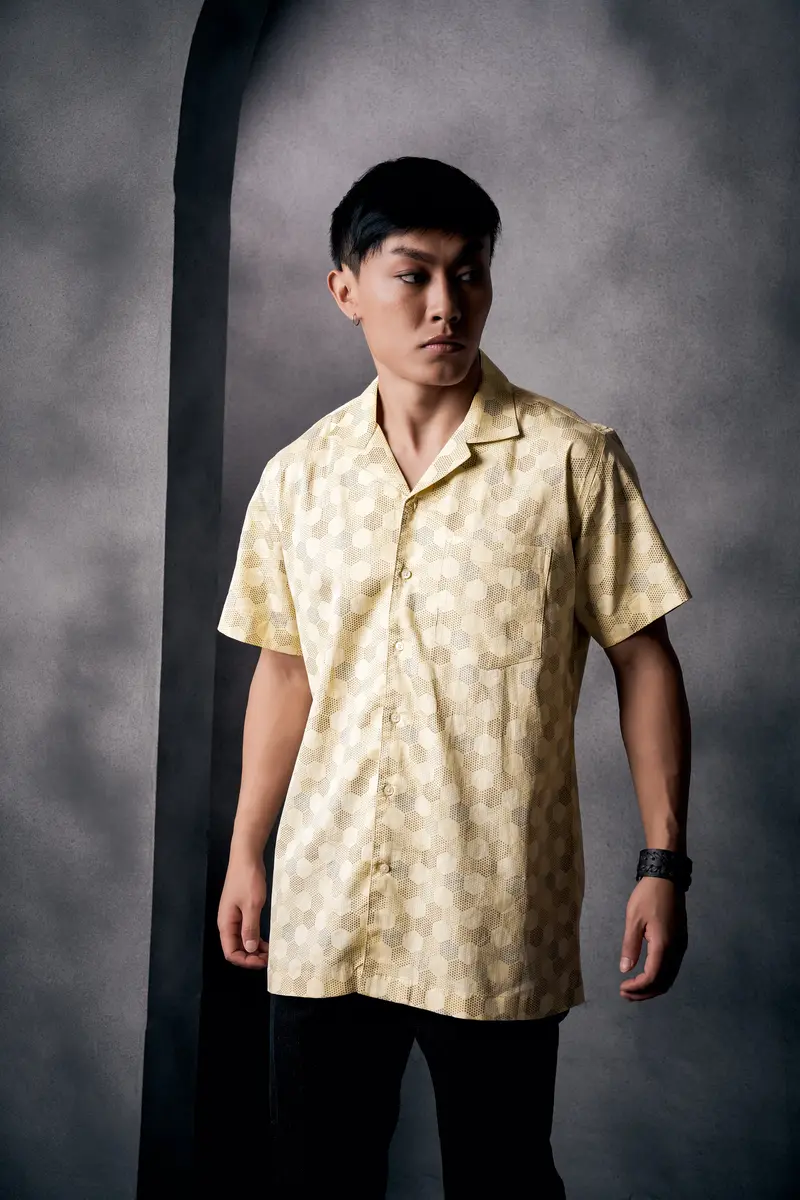 Swizzle Yellow Beehive Printed Subtle Sheen Super Soft Premium Cotton Shirt 7