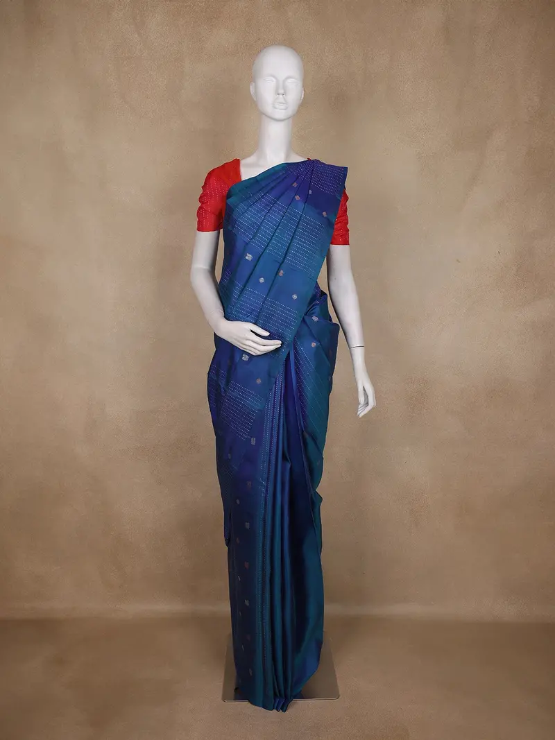 Teal Blue Floral Butta Woven Design Pure Kanchipuram Silk Saree With Contrast Blouse 1