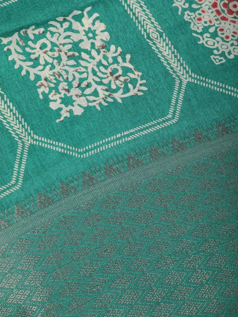 Teal Green Floral Hexagonal Printed Cotton Saree 2