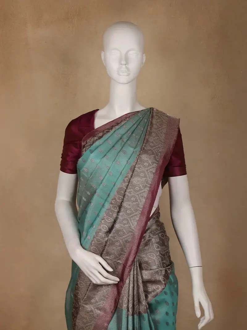 Turquoise Blue Floral Woven Pure Kanchipuram Silk Saree 2