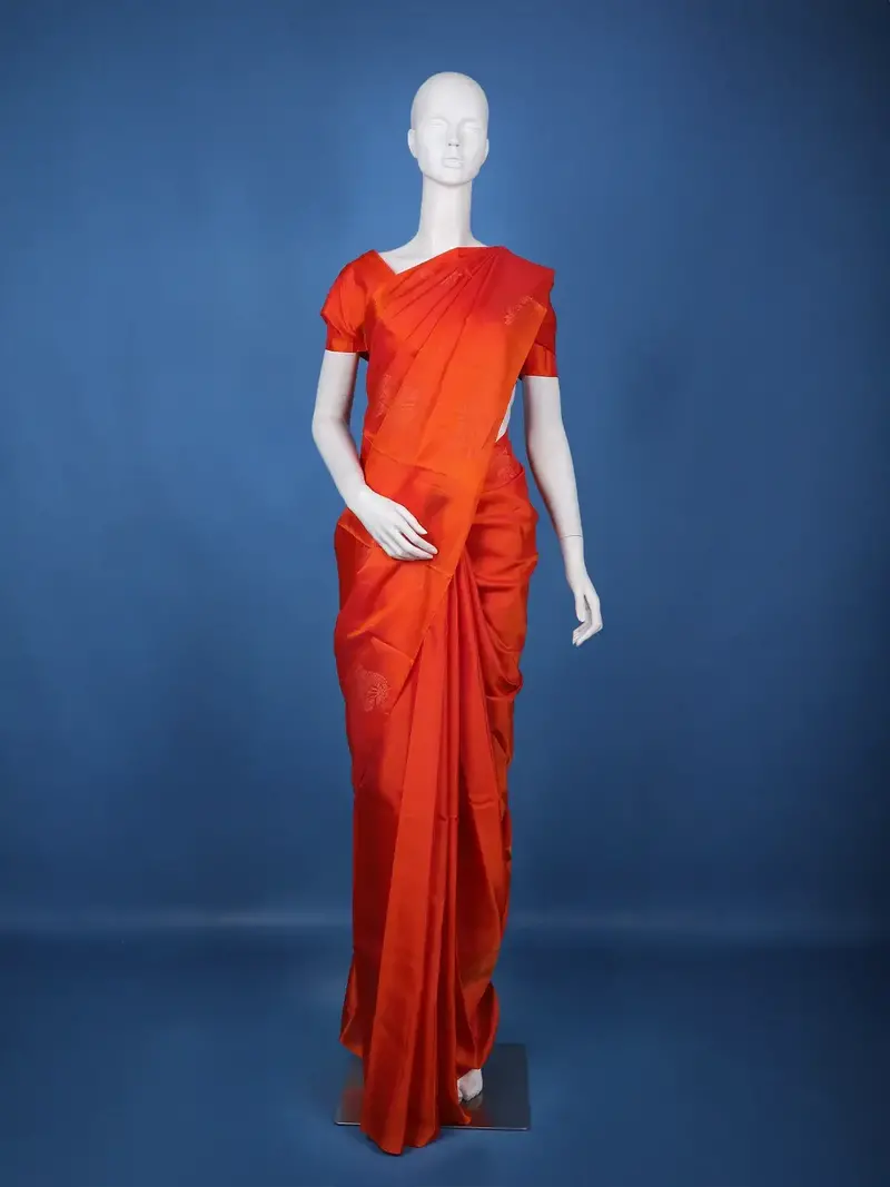 Vermilion Red Floral Design Zari Woven Soft Silk Saree 1