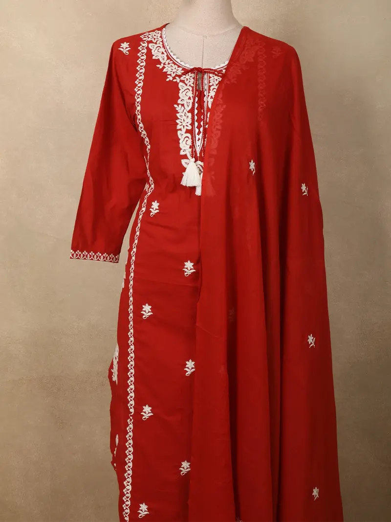Vermilion Red Floral Thread Embroidered Design Cotton Straight Cut Salwar Suit With Dupatta 2