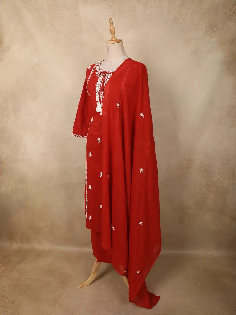 Vermilion Red Floral Thread Embroidered Design Cotton Straight Cut Salwar Suit With Dupatta 3