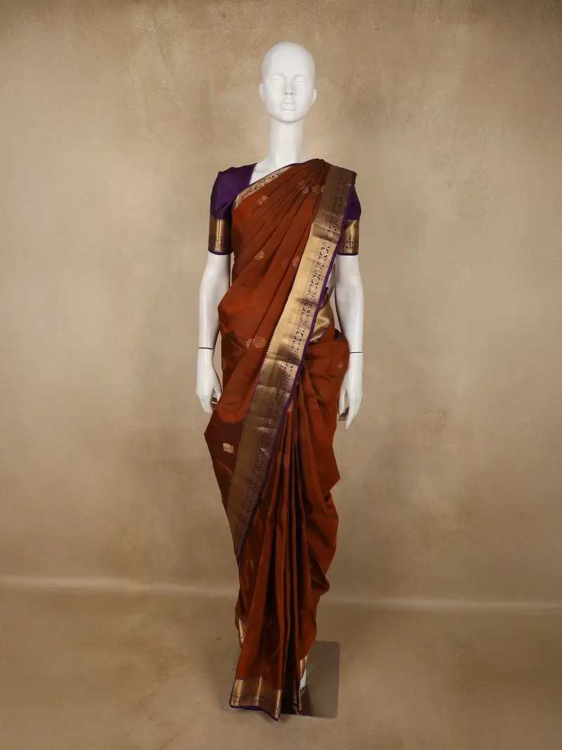 Warm Rust Brown Butta Zari Woven Design Pure Kanchipuram Silk Saree With Contrast Border 1