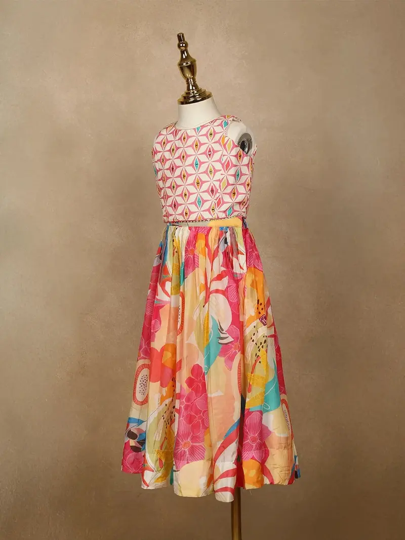 White Floral Designed Semi Silk Lehenga 4