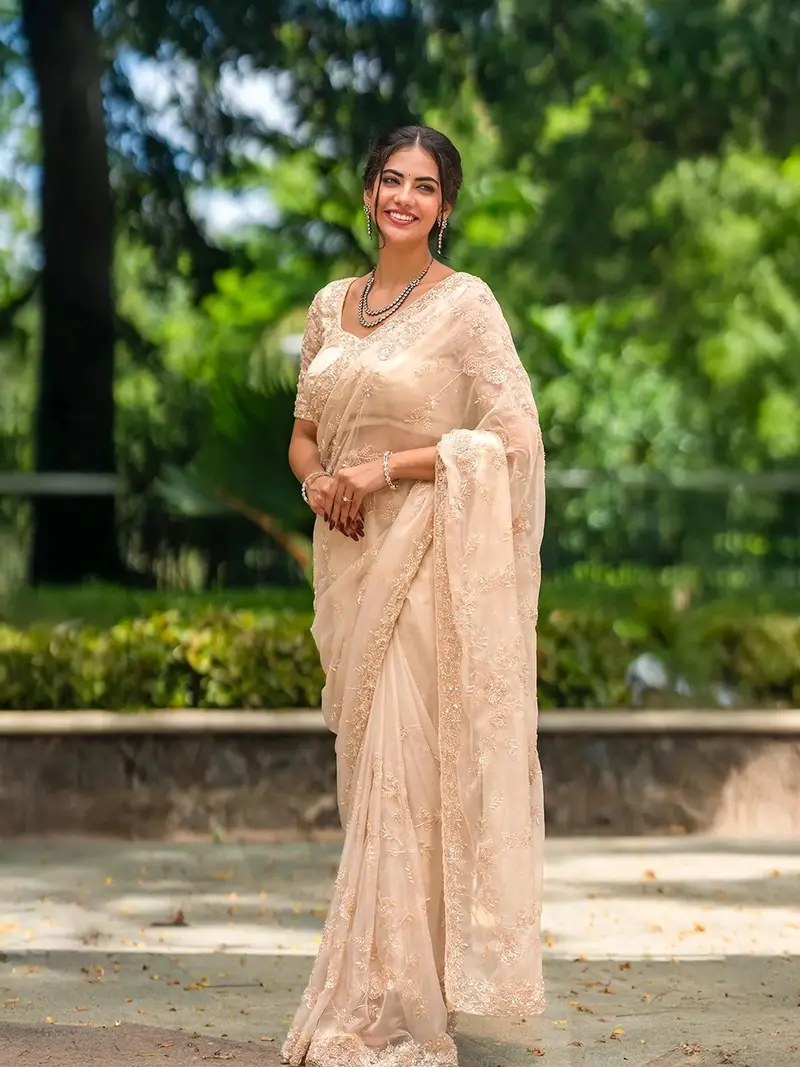 White Floral Embroidered Organza Bridal Designer Saree 1