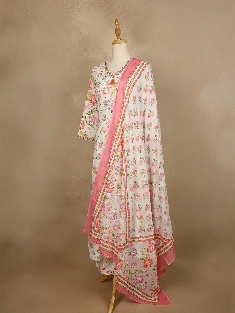 White Floral Print Cotton Straight Cut Salwar Suit 3