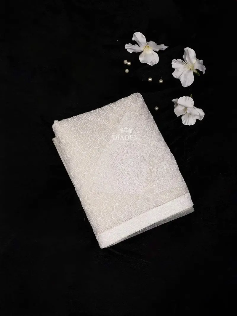 White Net Bridal Saree With Scallop Embroidery Designs On The Body And Design Border 1
