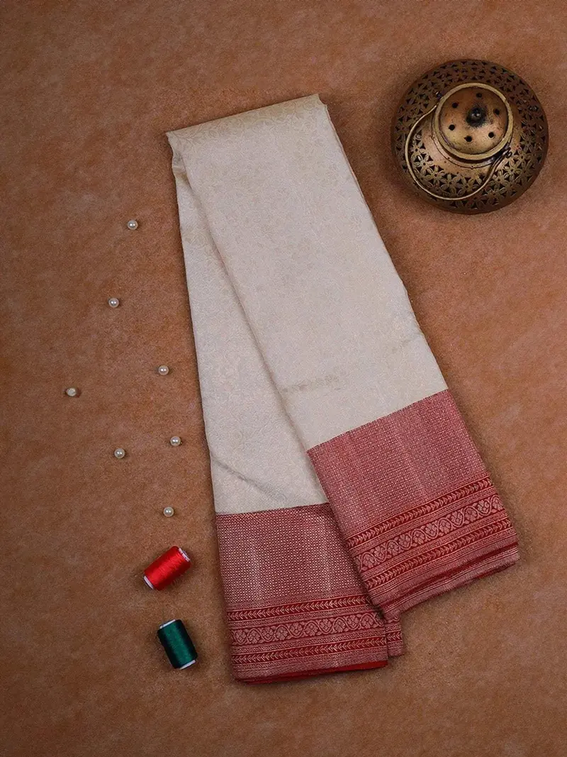 White Pure Kanchipuram Bridal Silk Saree With Floral And Vines Design On The Body With Korvai Border 1