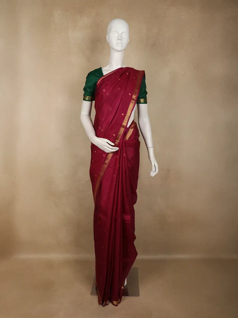 Wine Floral Butta Woven Design Kanchipuram Silk Saree With Zari Border 1