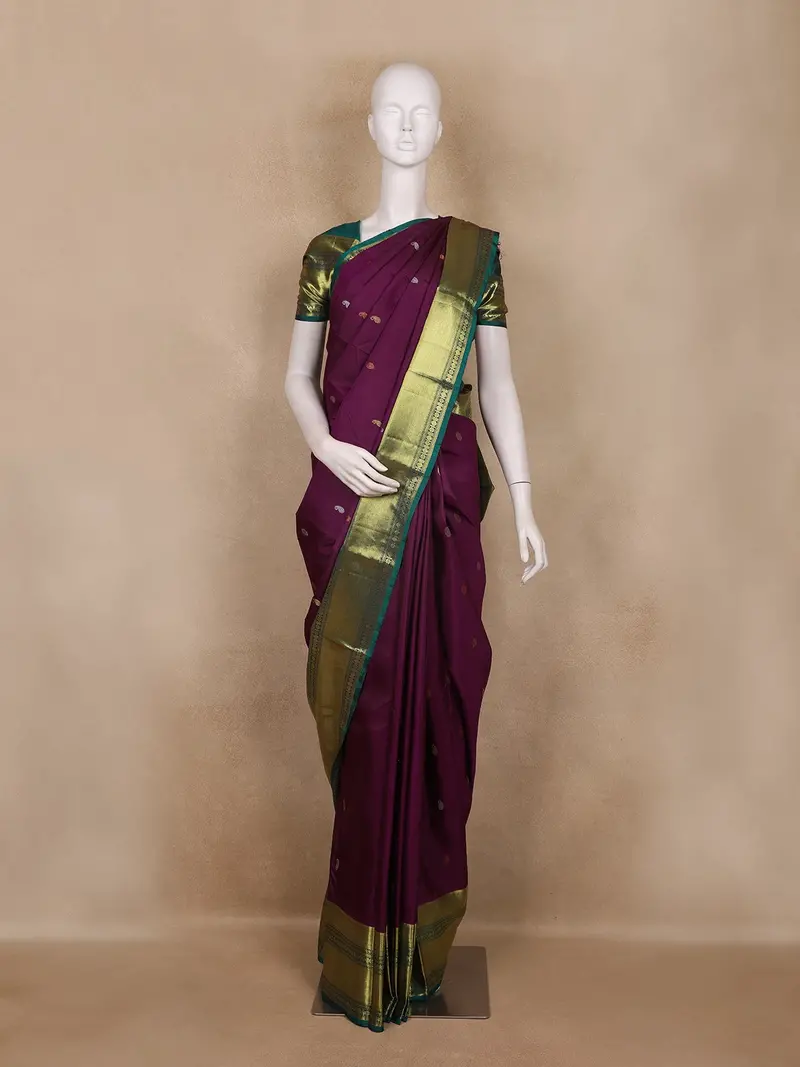 Wine Paisley Butta Woven Design Kanchipuram Silk Saree 1