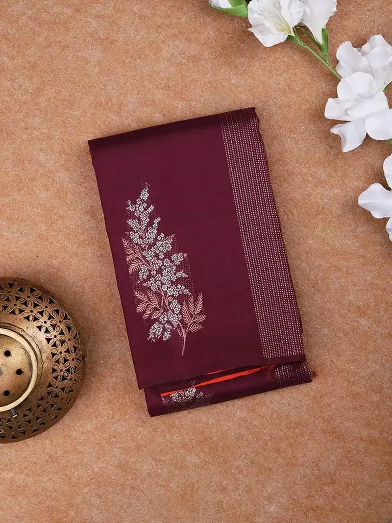 Wine Pure Kanchipuram Bridal Silk Saree Tree Motif On The Body Without Border 1