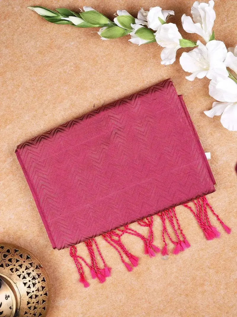 Wine Soft Silk Saree With Floral Motif Design On The Body And Without Border 1