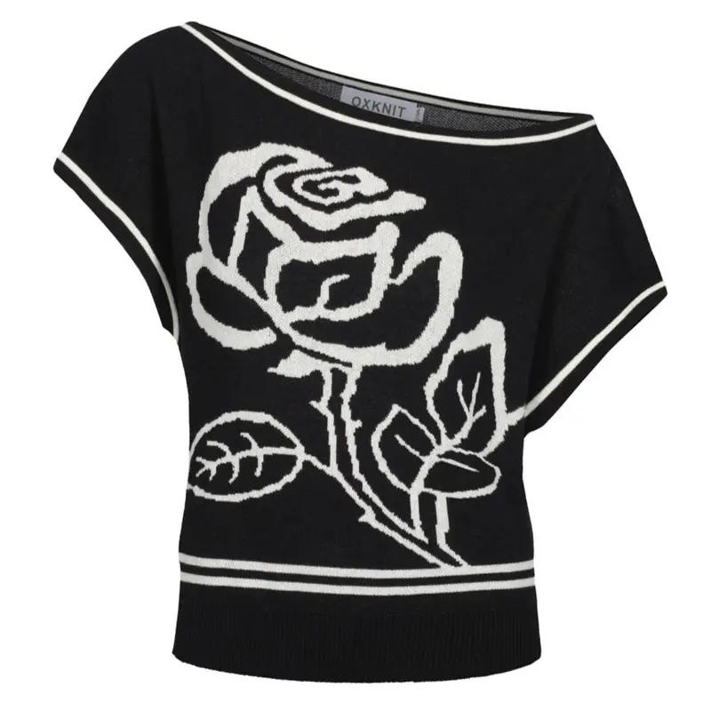 Women's Black Vintage Plaid Knitted V-Neck T-Shirt - Cropped Length 1
