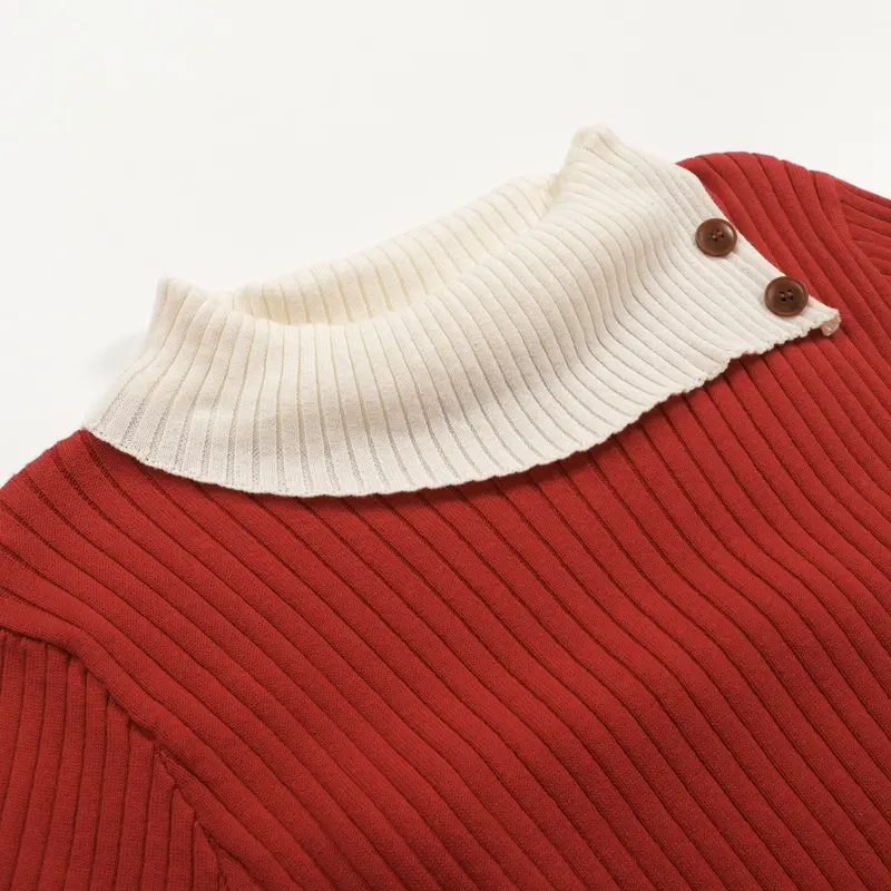 Women's Classic Red Vintage Jacquard Knit T-Shirt 4
