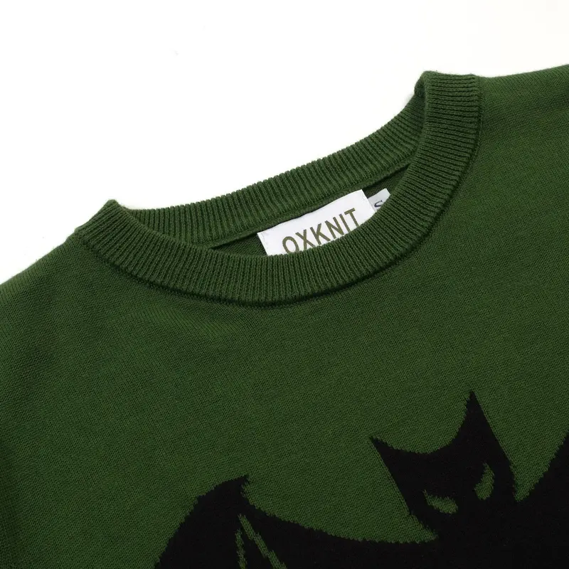 Women's Green Bat Jacquard Vintage Knit T-Shirt - Cropped Length 3