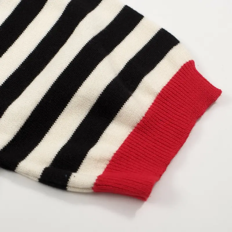 Women's Retro Striped Knit Sweater With Red Heart – Black & White 5