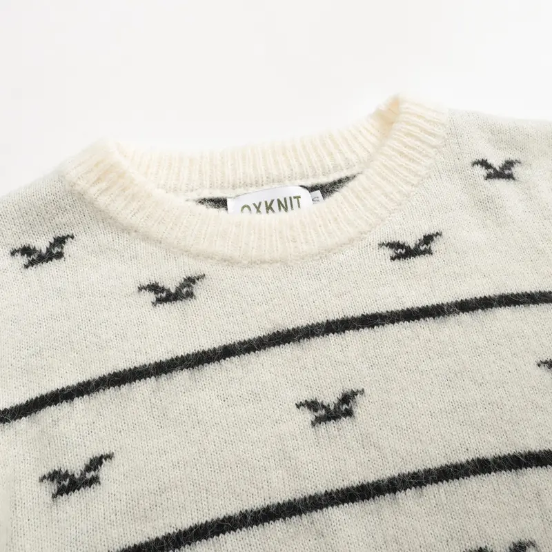 Women's Retro Striped Seagull Knitwear - Cropped Length 4