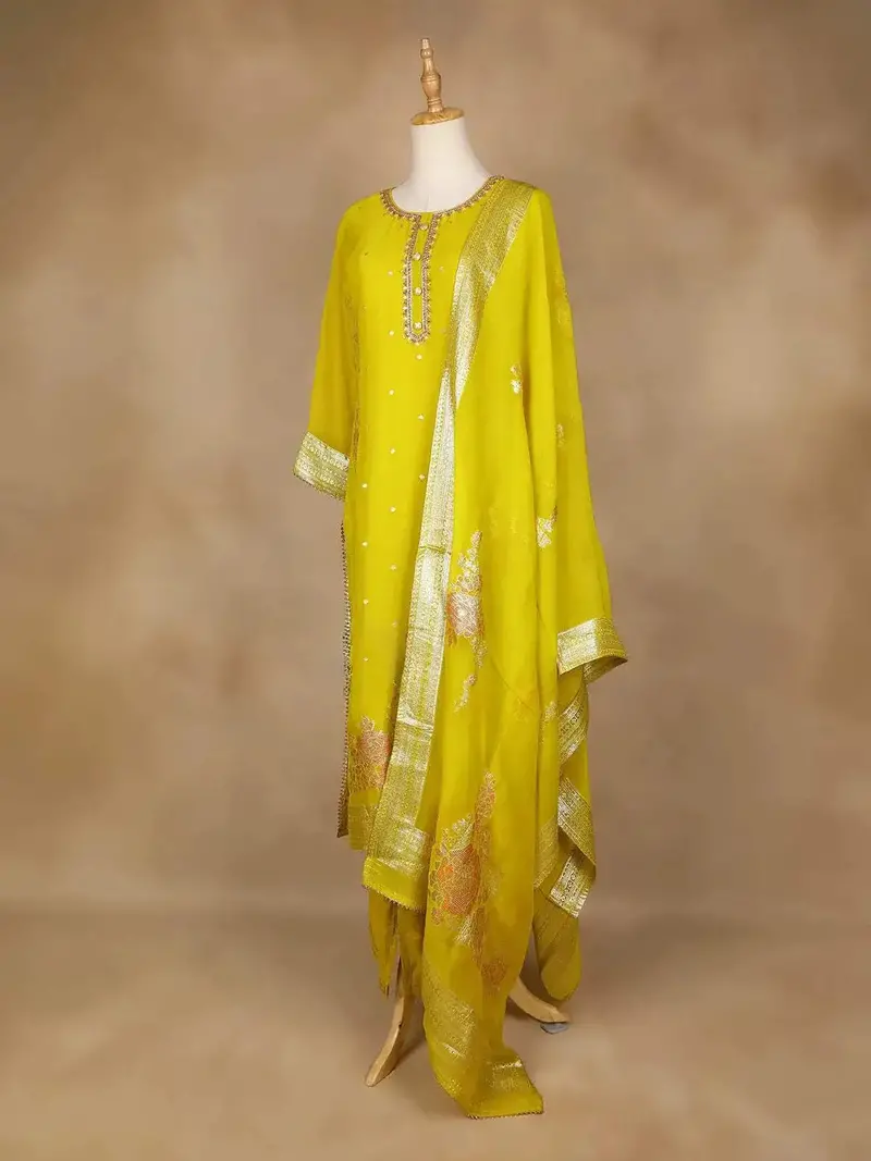 Yellow Straight Cut Salwar Suit Adorned With Floral Designs, With 3/4 Sleeve And Matching Dupatta 3